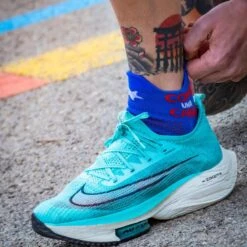 ENKELLARDSOKKEN #COMOUNACABRA Unisex KAMUABU Blauw/rood -Schoenen Verkoop enkellardsokken comounacabra unisex kamuabu blauwrood 4