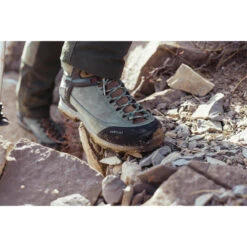 Waterdichte Hoge Schoenen Voor Dames MT500 ULTRA Leer Vibram -Schoenen Verkoop waterdichte hoge schoenen voor dames mt500 ultra leer vibram 9